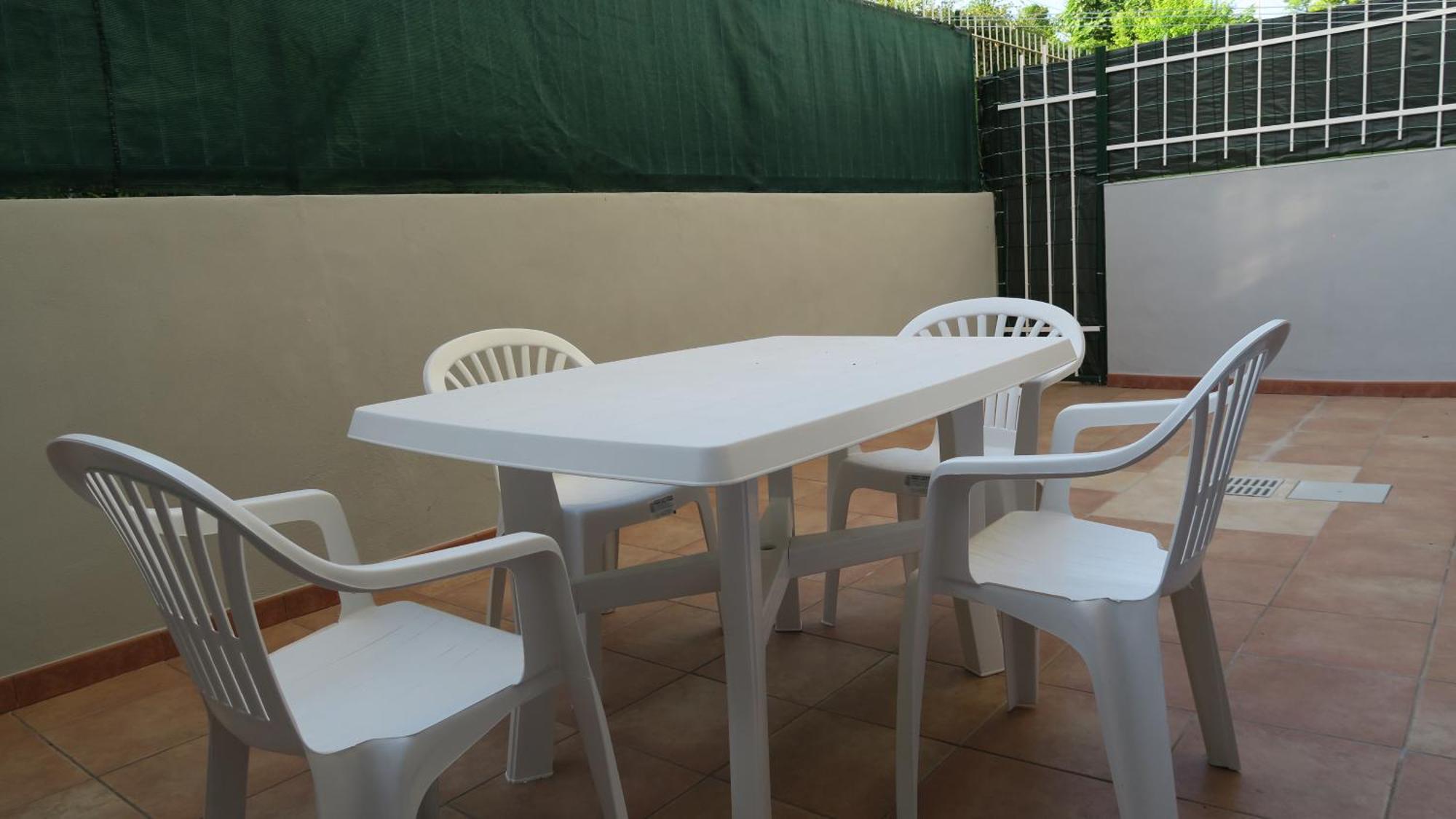 Karina, To The Beach With Terrace And Private Parking Savona Luaran gambar